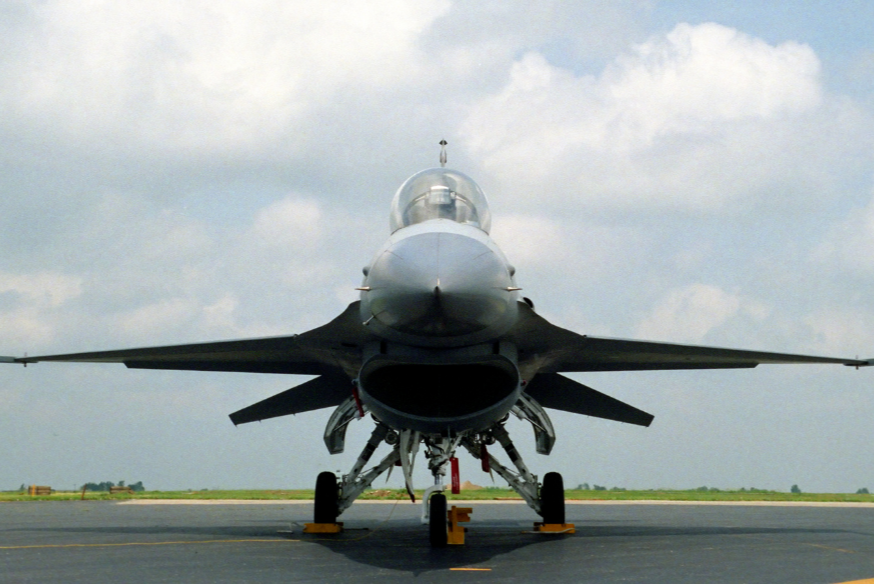 45 ans de Vol au-dessus de Charleroi: Le F-16 Belge, une Histoire d'Aviation qui Se Poursuit avec l'Arrivée Imminente du F-35