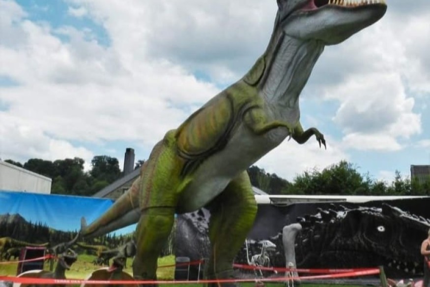 Le Retour Des Dinosaures : Jurassic Expo Arrive À Charleroi Avec Toute Une Génération D'Animaux Historiques.